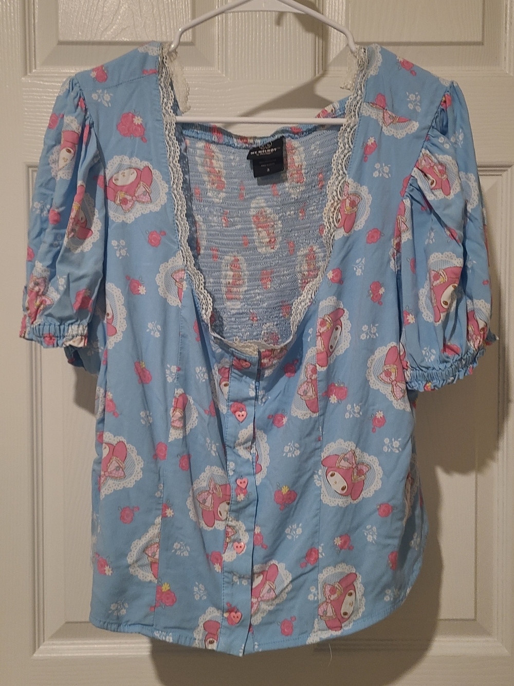 Hot Topic x Sanrio - My Melody Puff Sleeve Button-Front Top w/ Lace Trim, 3 Plus